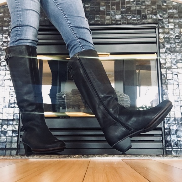 PIKOLINOS ‘Brujas’ Knee High Leather Boot - Picture 3 of 8